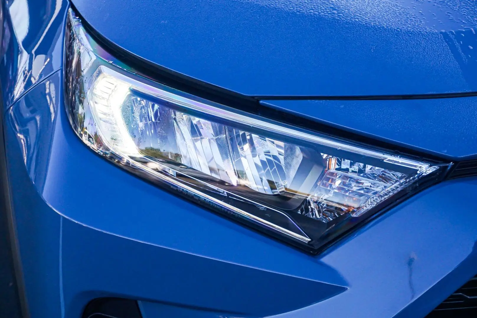 2022 Toyota RAV4 Gallery Image 13