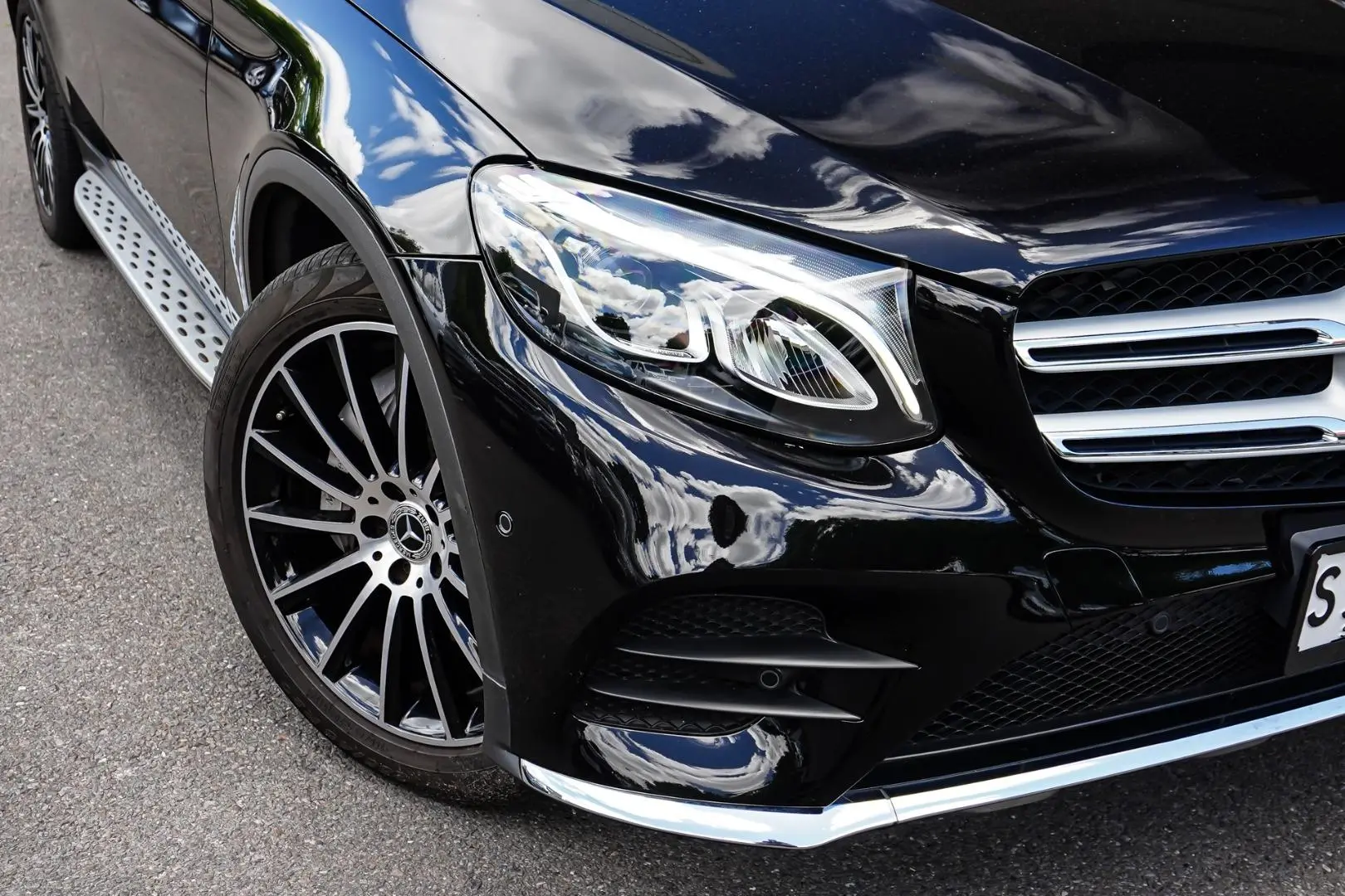 2019 Mercedes-Benz GLC-Class Gallery Image 12