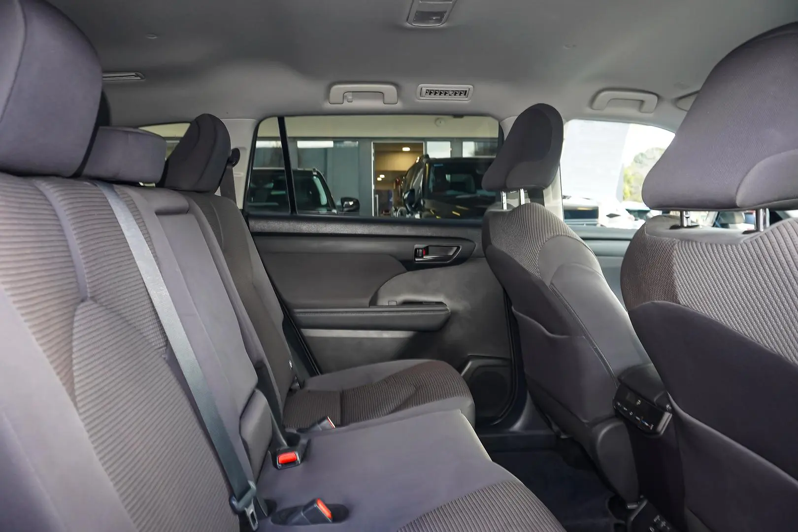 2024 Toyota Kluger Gallery Image 6