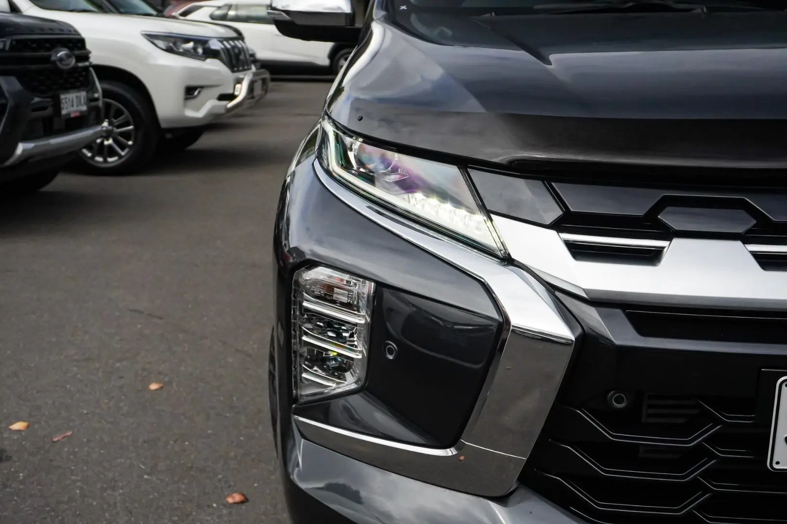 2024 Mitsubishi Pajero Sport Gallery Image 12