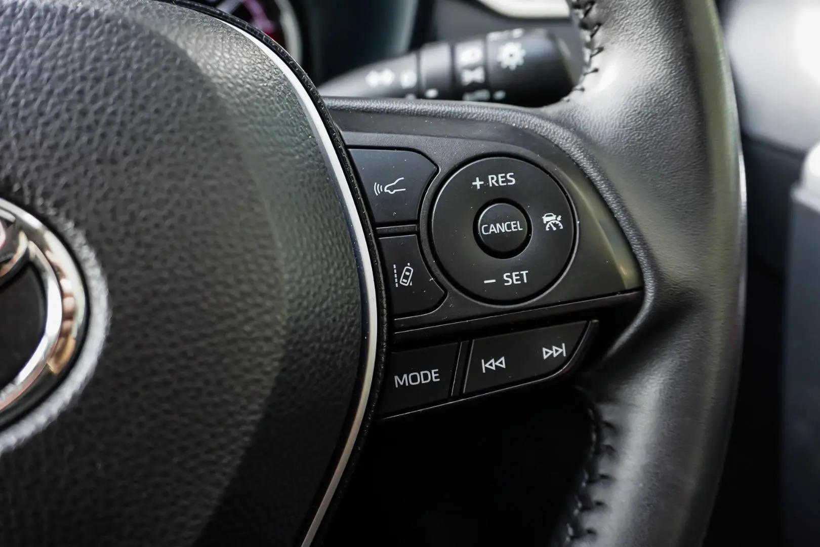2024 Toyota RAV4 Gallery Image 19