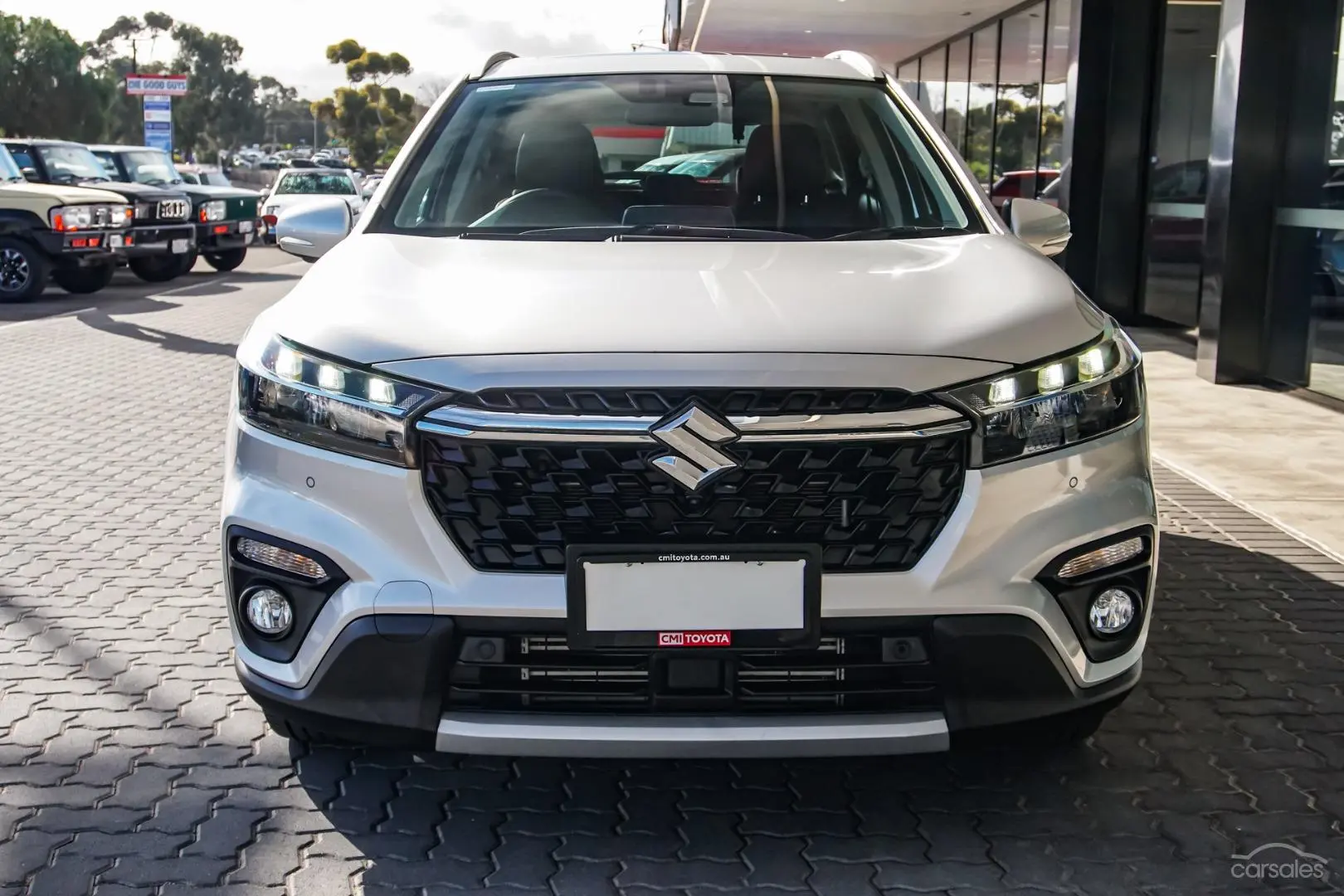 2023 Suzuki S-Cross Image 4