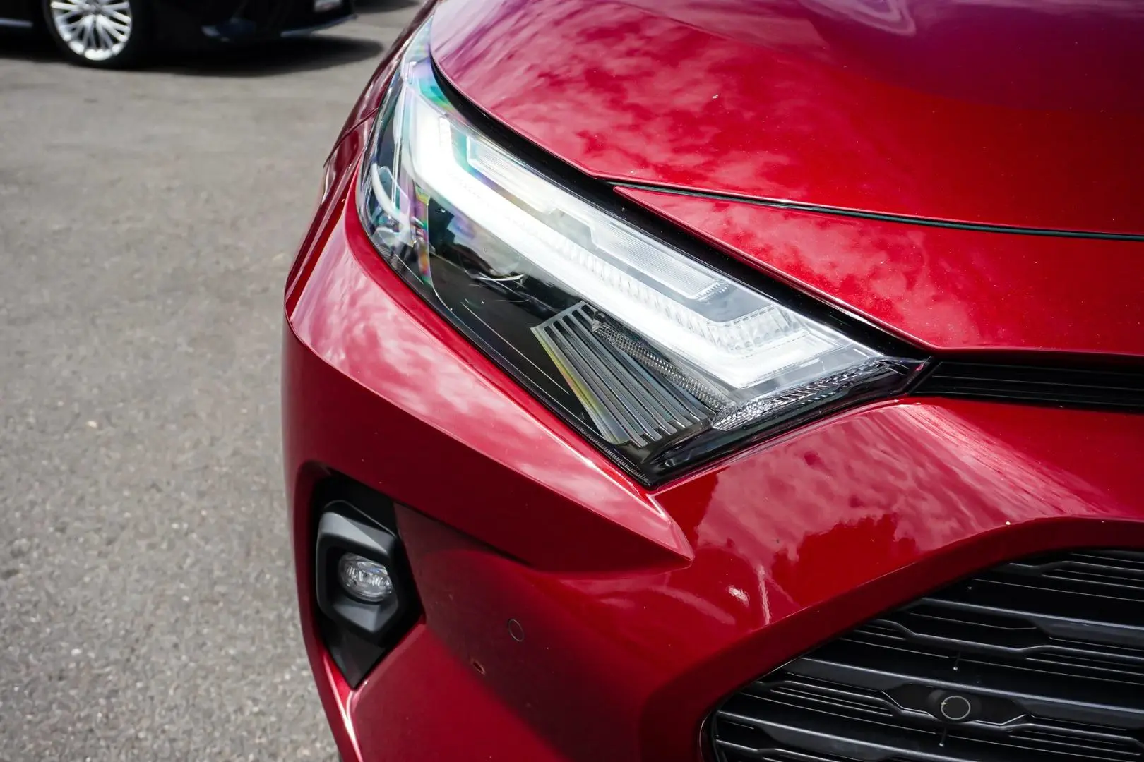 2024 Toyota RAV4 Gallery Image 13