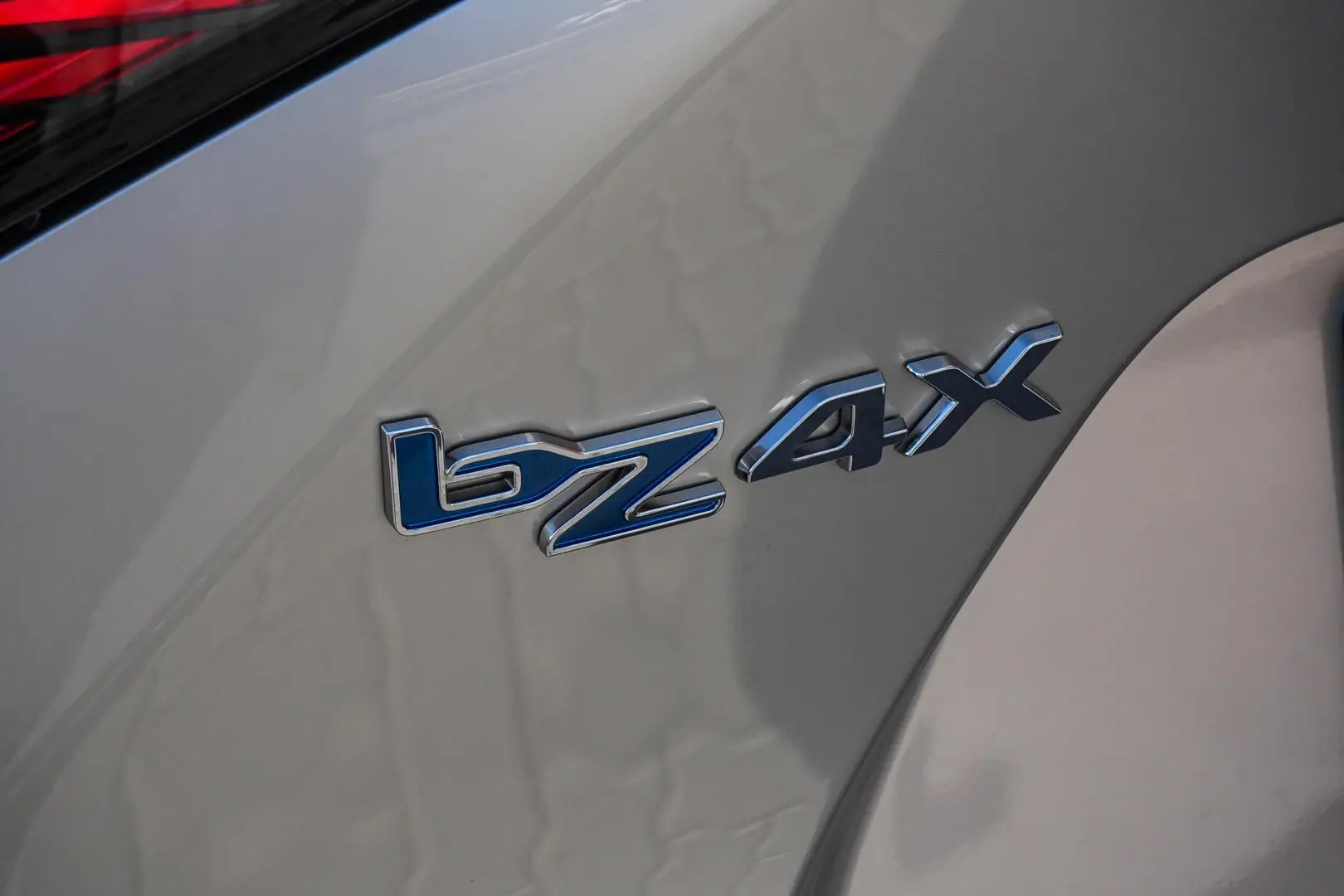2024 Toyota bZ4X Gallery Image 15