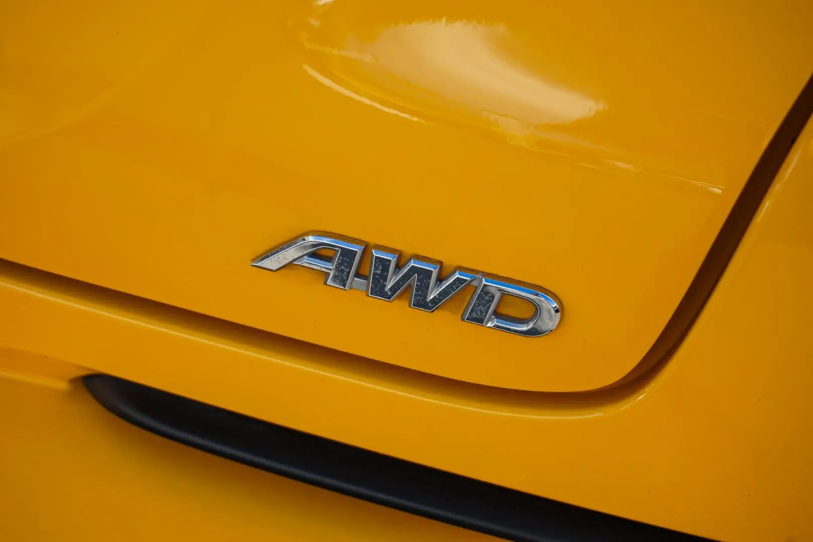 2018 Toyota C-HR Gallery Image 15