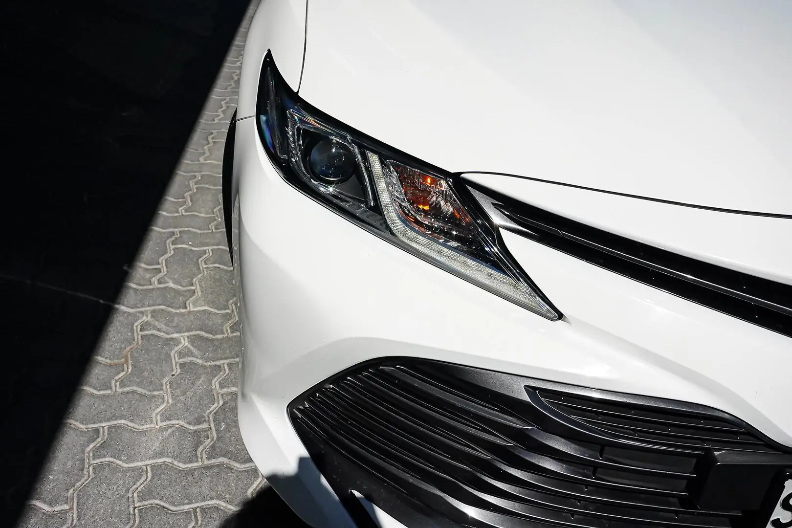 2020 Toyota Camry Gallery Image 12