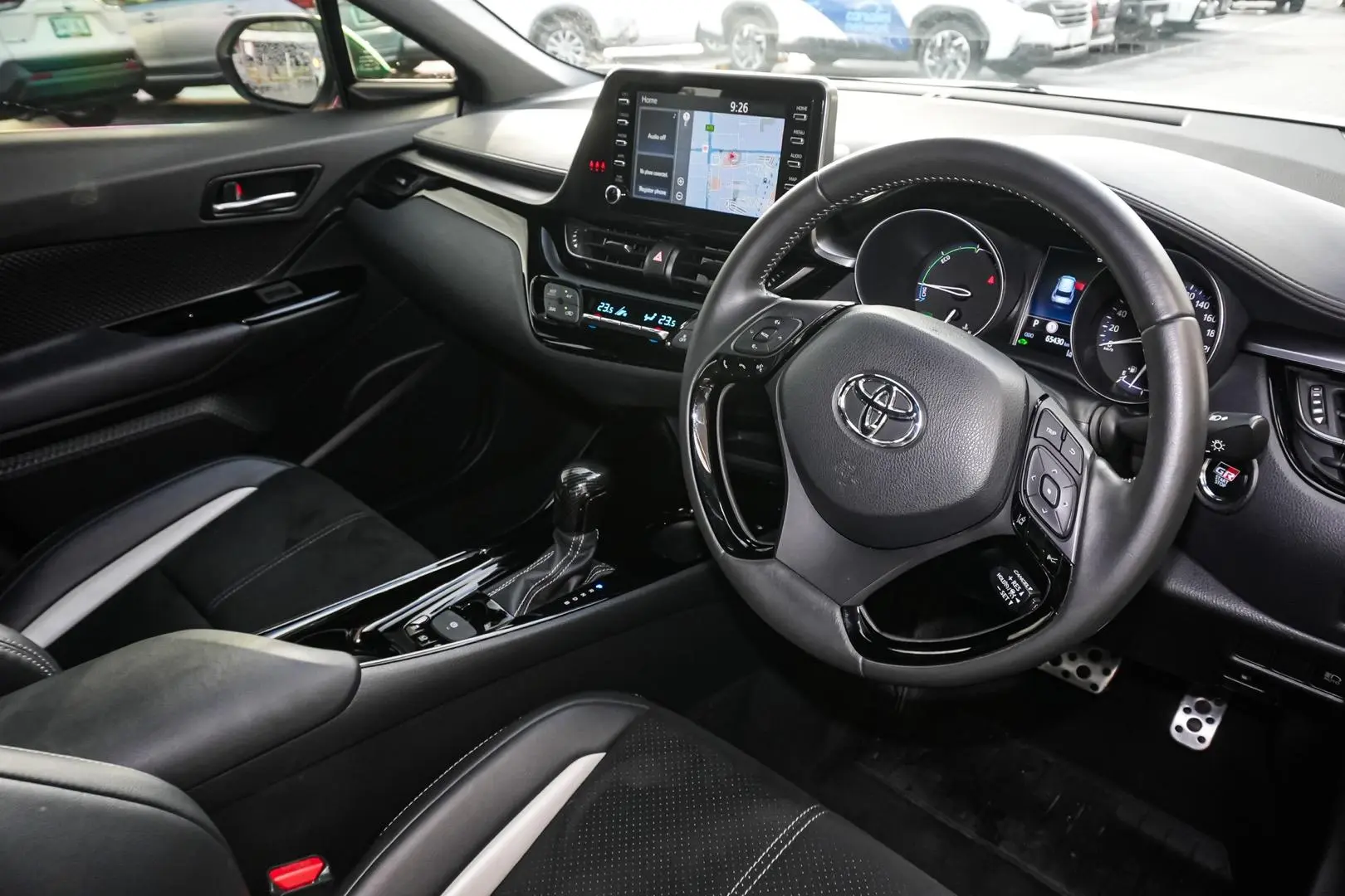 2022 Toyota C-HR Gallery Image 7
