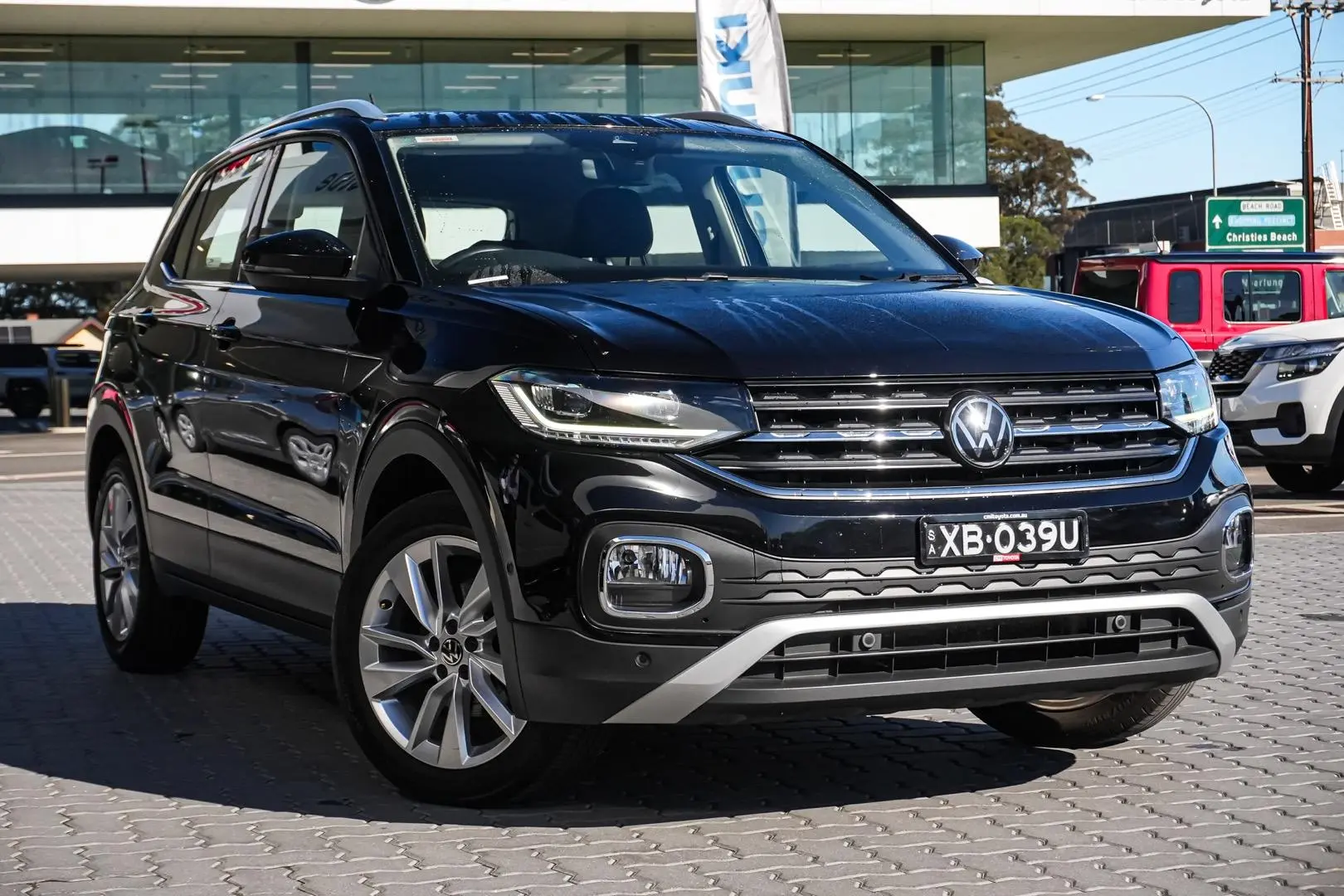2020 Volkswagen T-Cross Gallery Image 2
