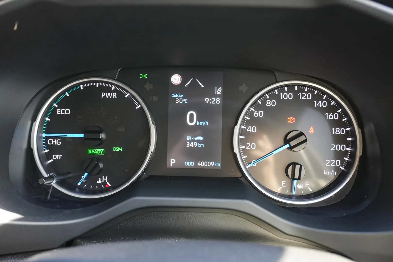 2022 Toyota RAV4 Gallery Image 18