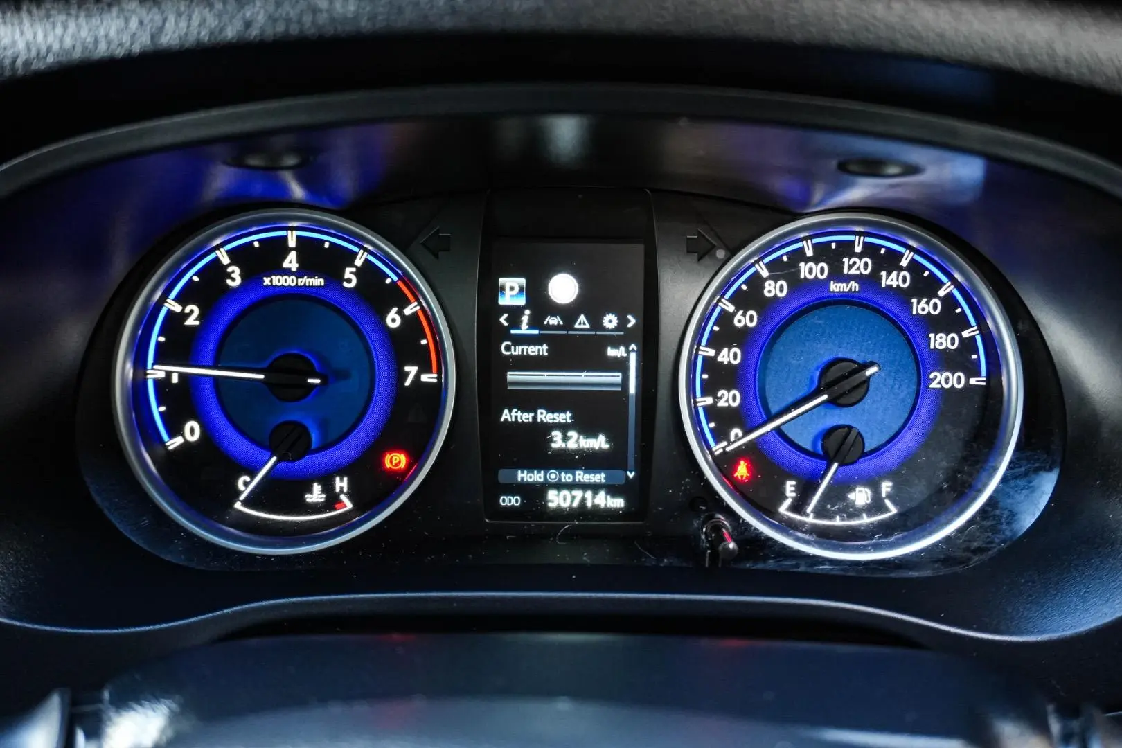 2020 Toyota Hilux Gallery Image 15