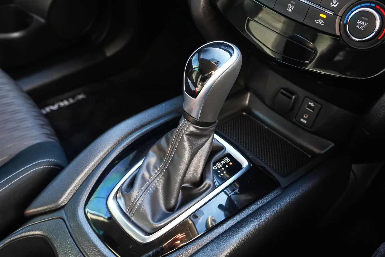 2020 Nissan X-TRAIL Gallery Image 19