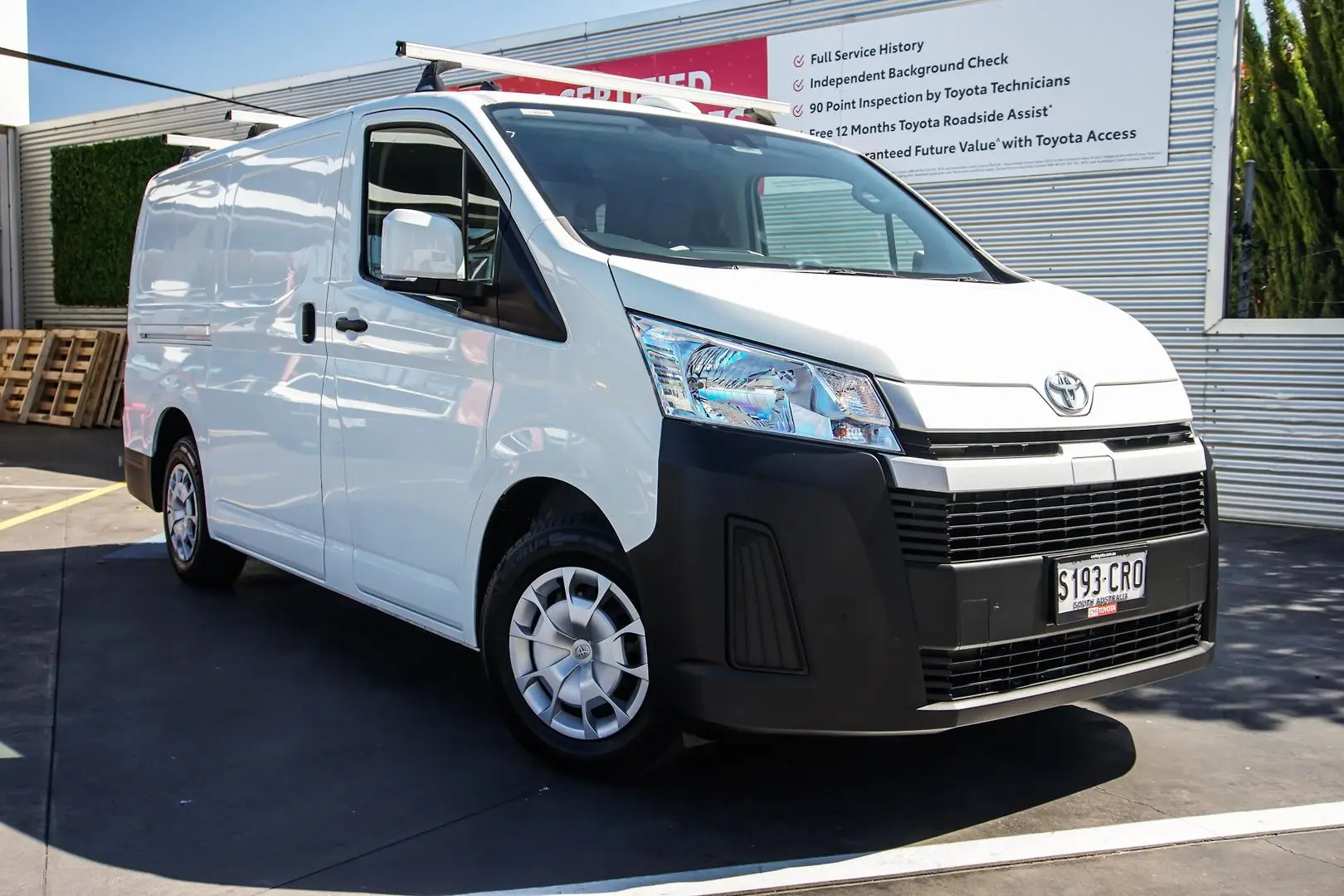 2022 Toyota Hiace Gallery Image 1