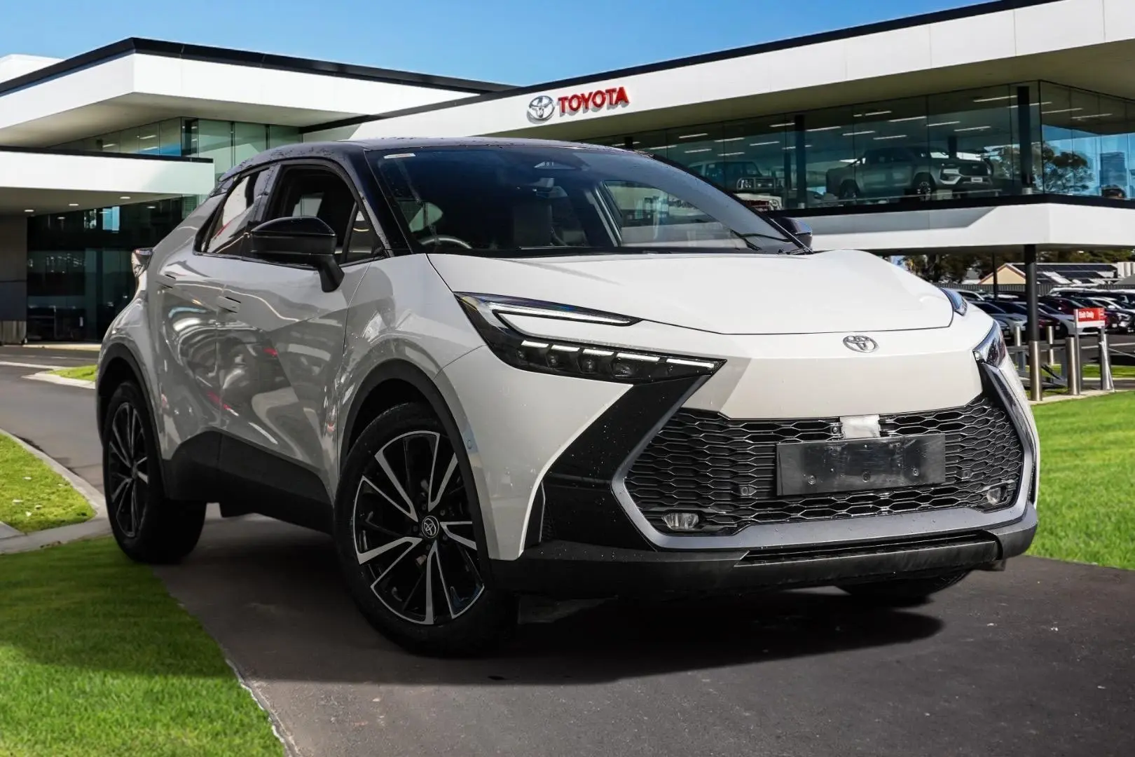 2024 Toyota C-HR Image