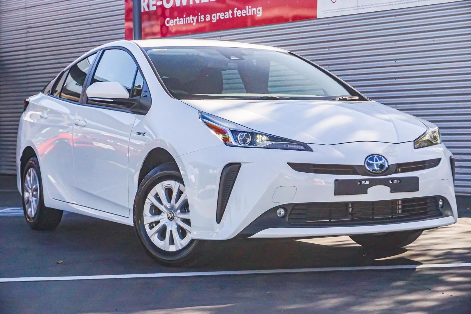 2021 Toyota Prius Gallery Image 1