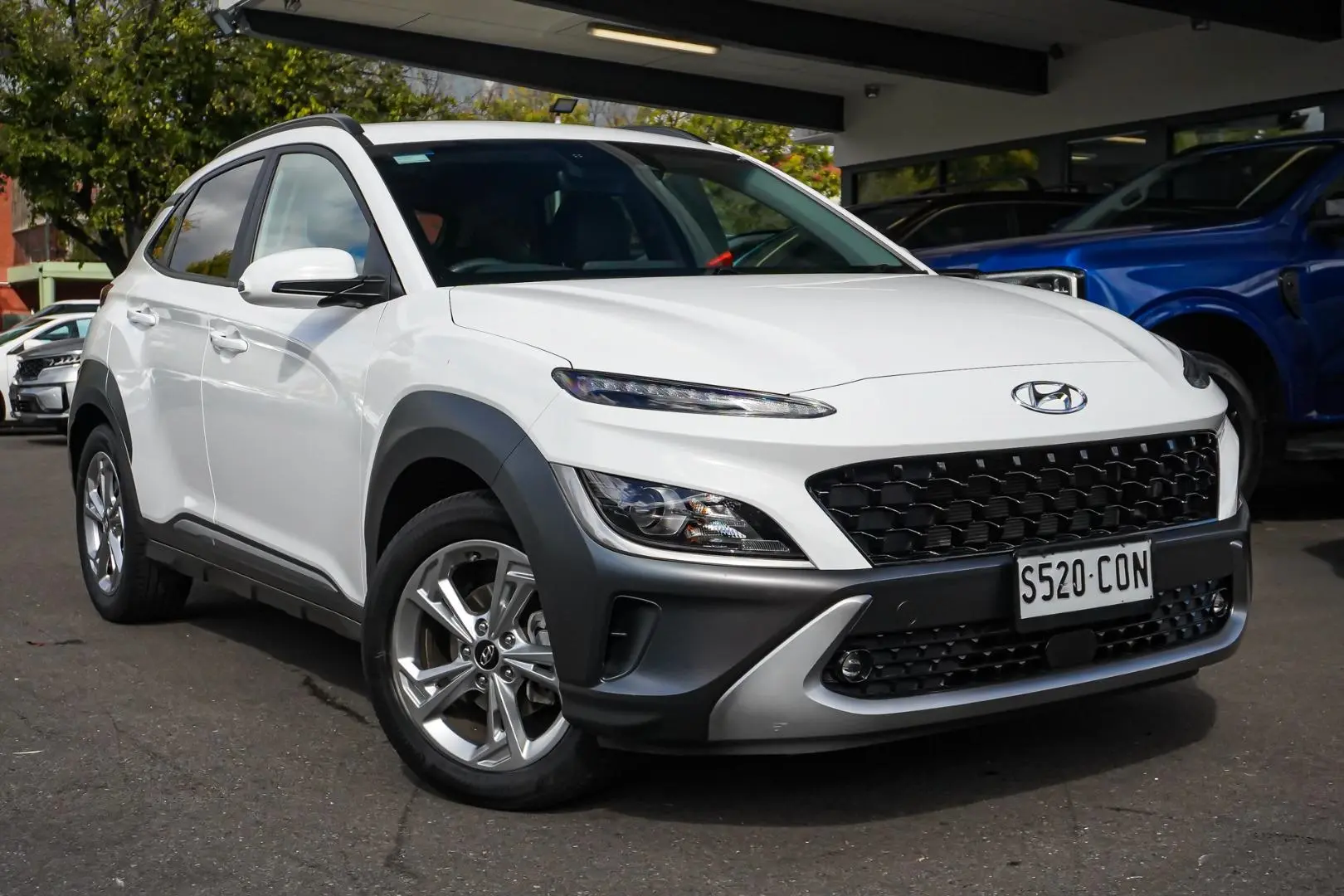 2022 Hyundai Kona Gallery Image 2