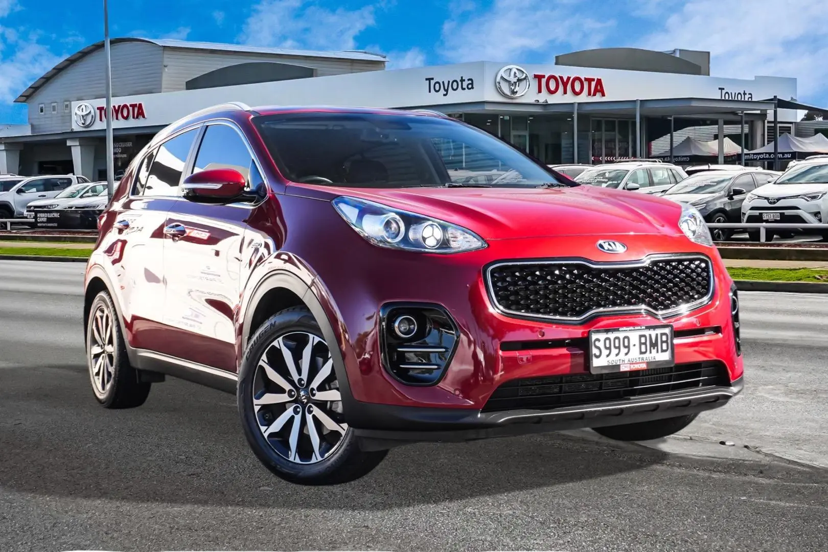 2016 Kia Sportage Gallery Image 1