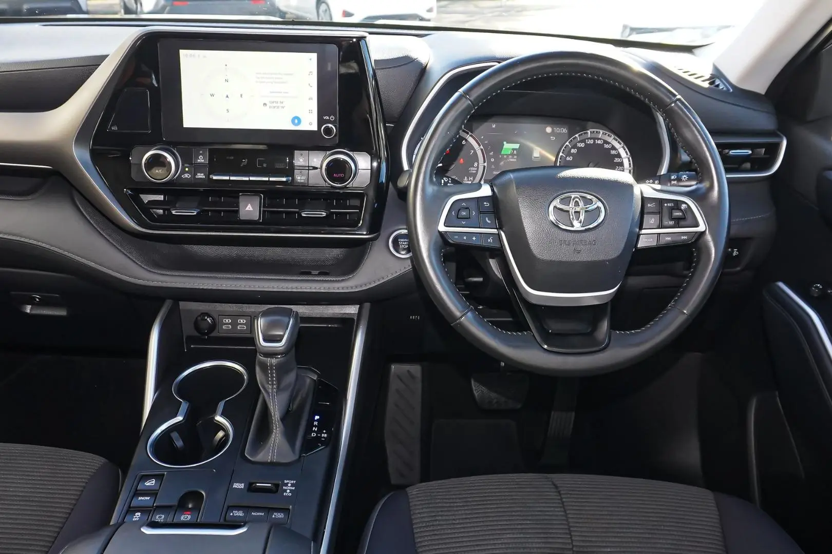 2024 Toyota Kluger Gallery Image 8