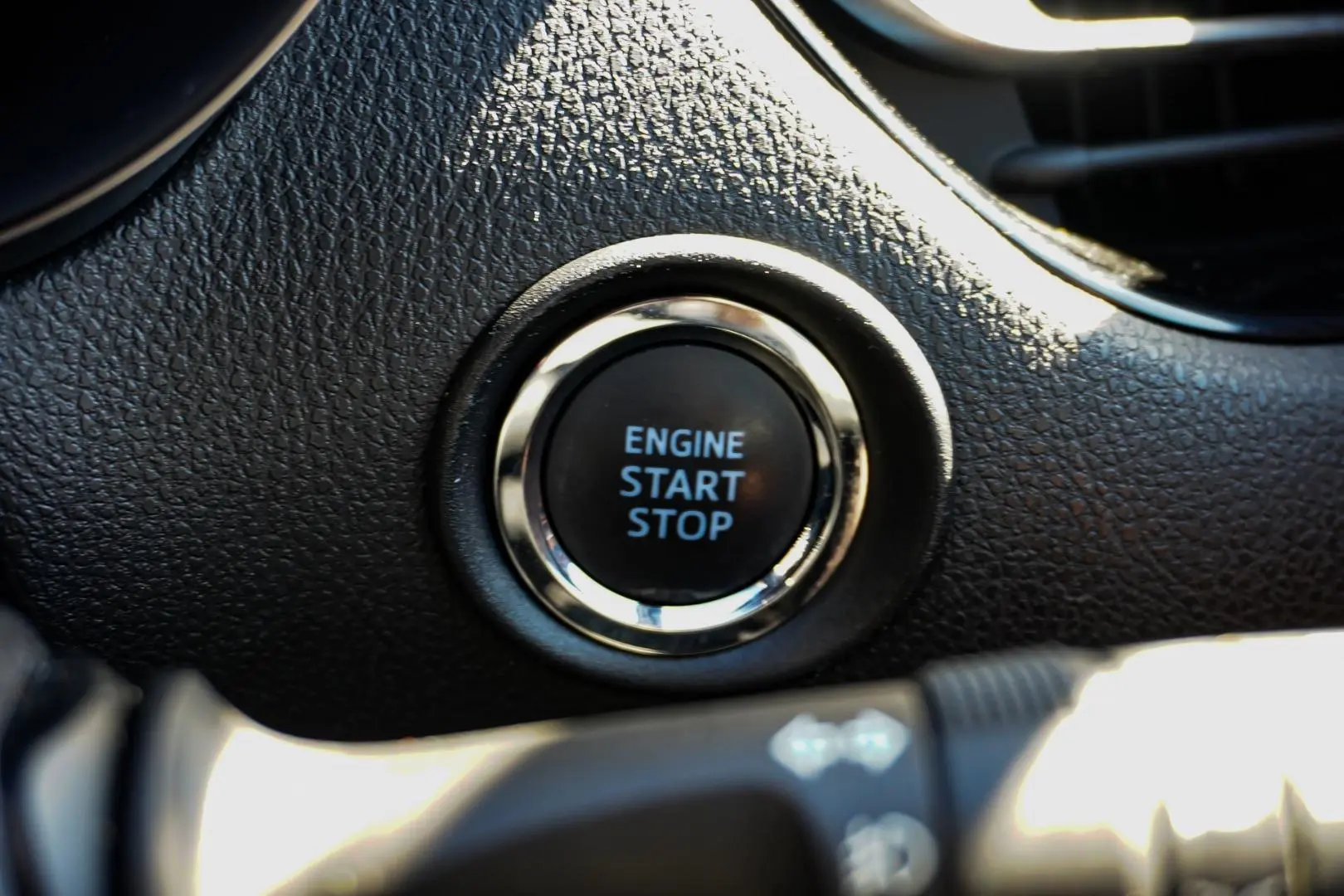 2023 Toyota C-HR Gallery Image 26