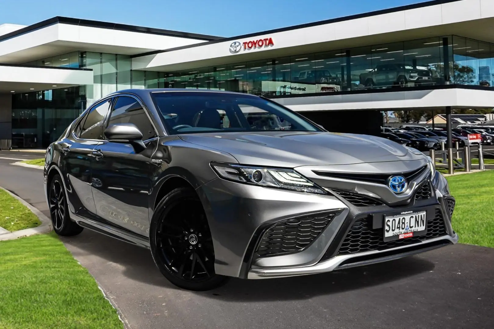 2021 Toyota Camry Gallery Image 1