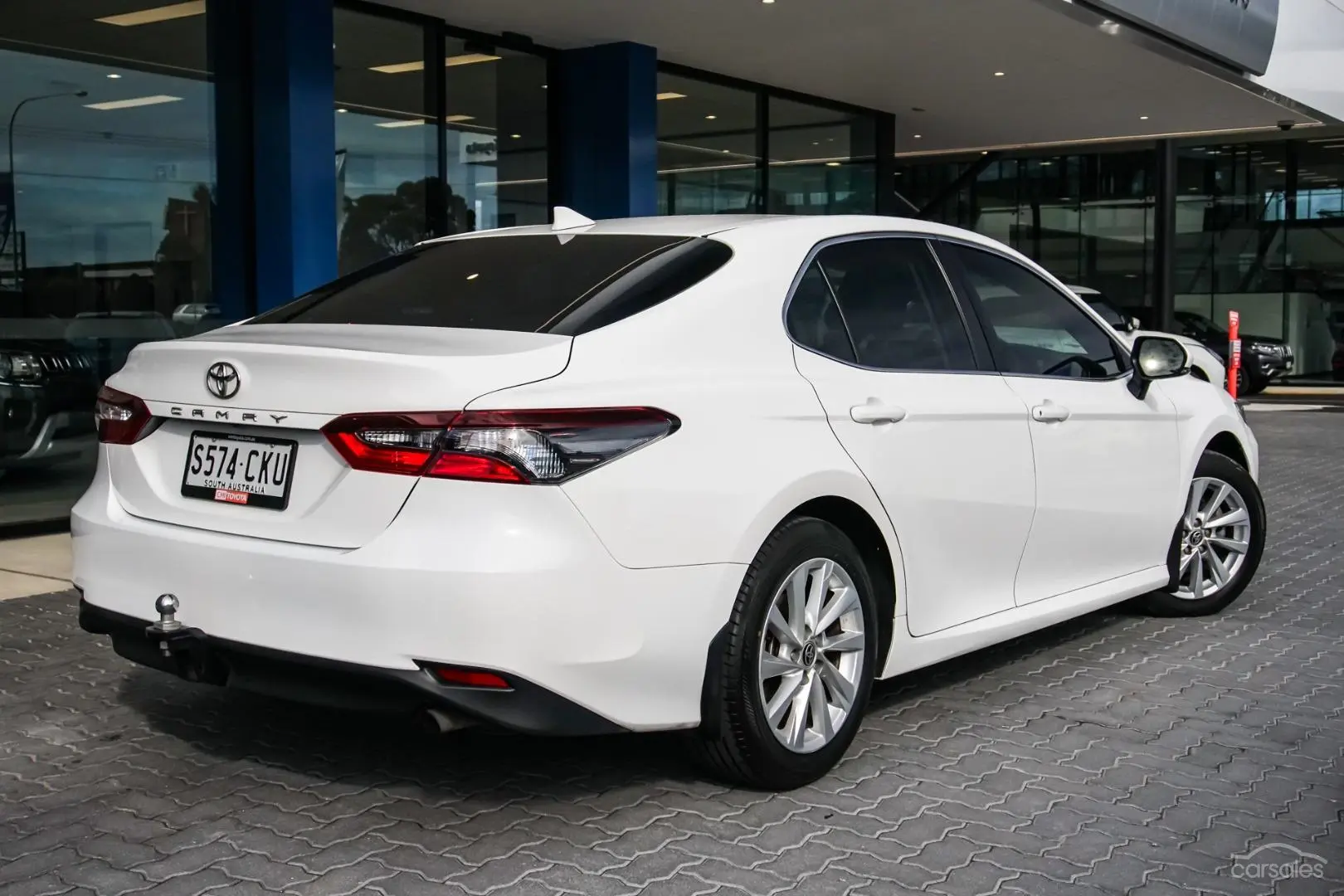 2021 Toyota Camry Image 2