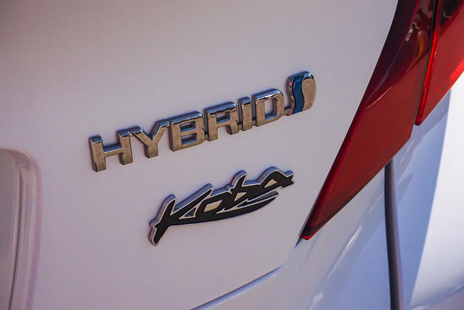 2023 Toyota C-HR Gallery Image 16