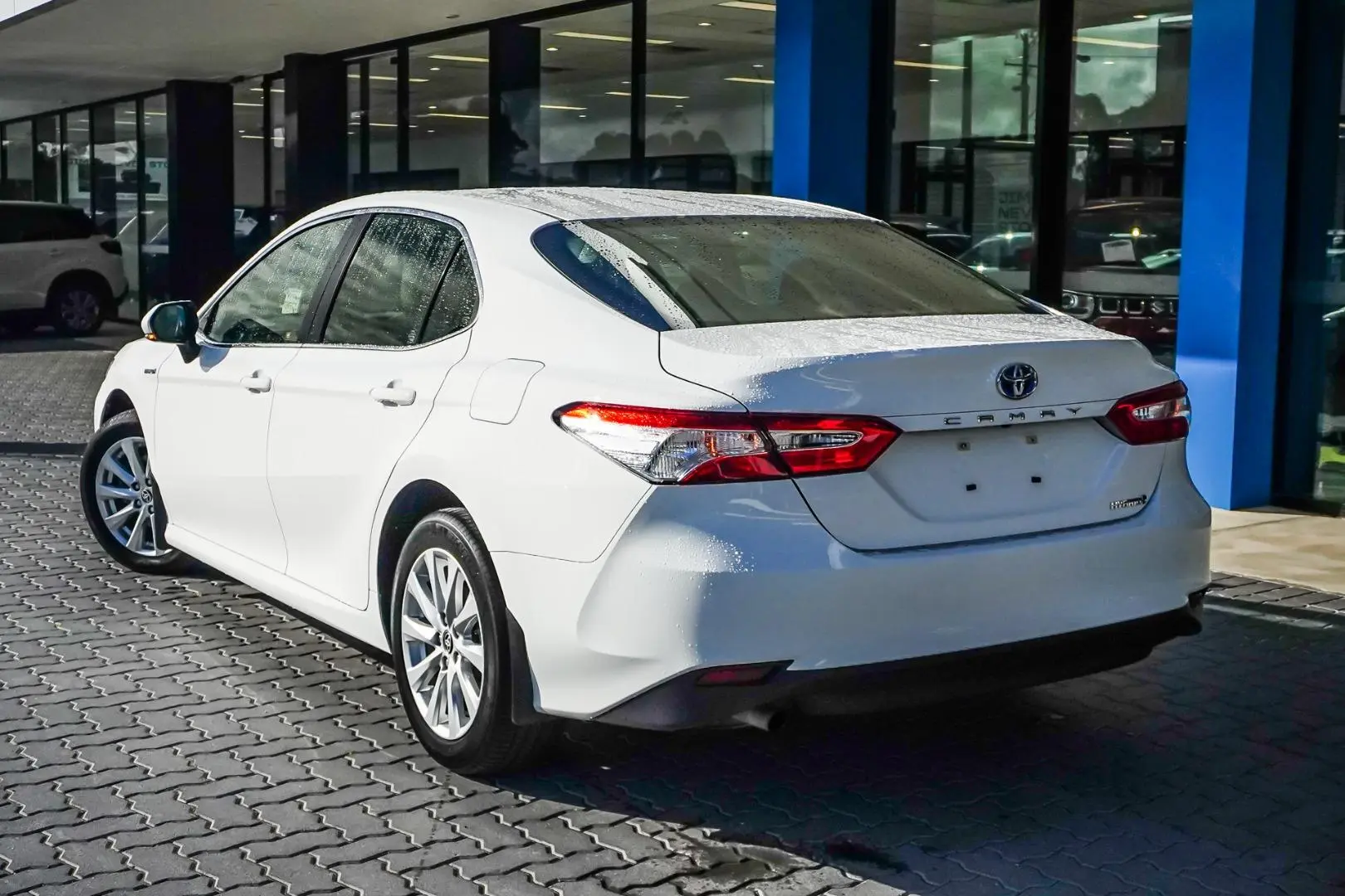 2021 Toyota Camry Gallery Image 3