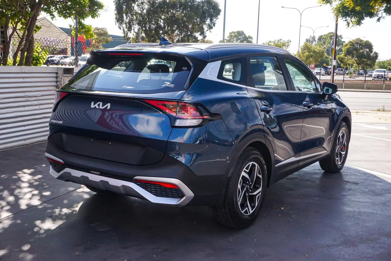 2021 Kia Sportage Gallery Image 2