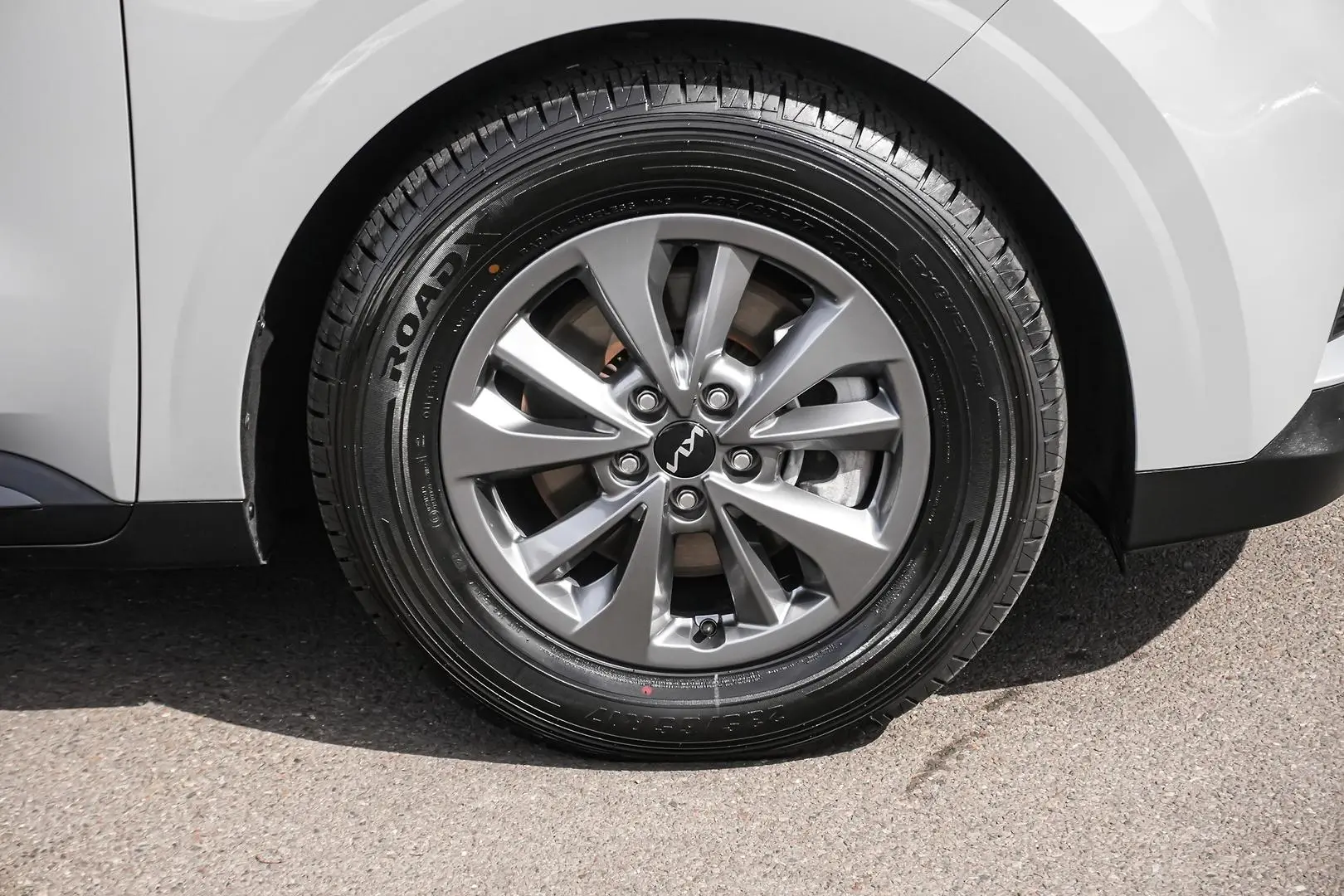 2022 Kia Carnival Gallery Image 10