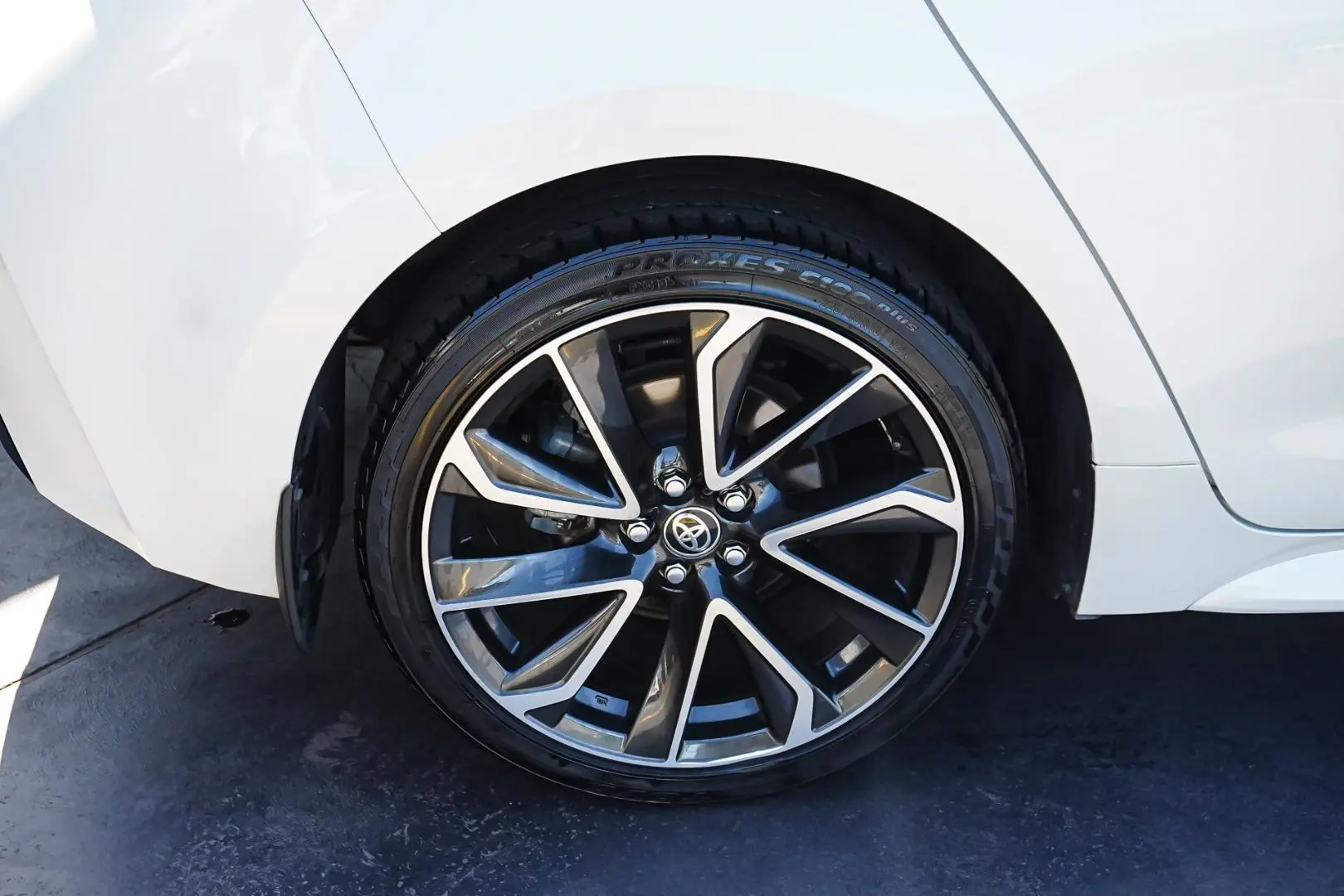 2019 Toyota Corolla Gallery Image 16