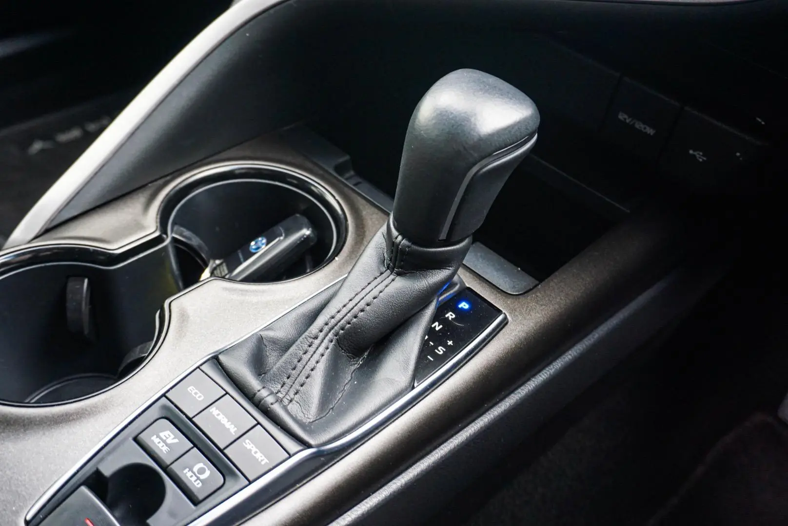 2022 Toyota Camry Gallery Image 19
