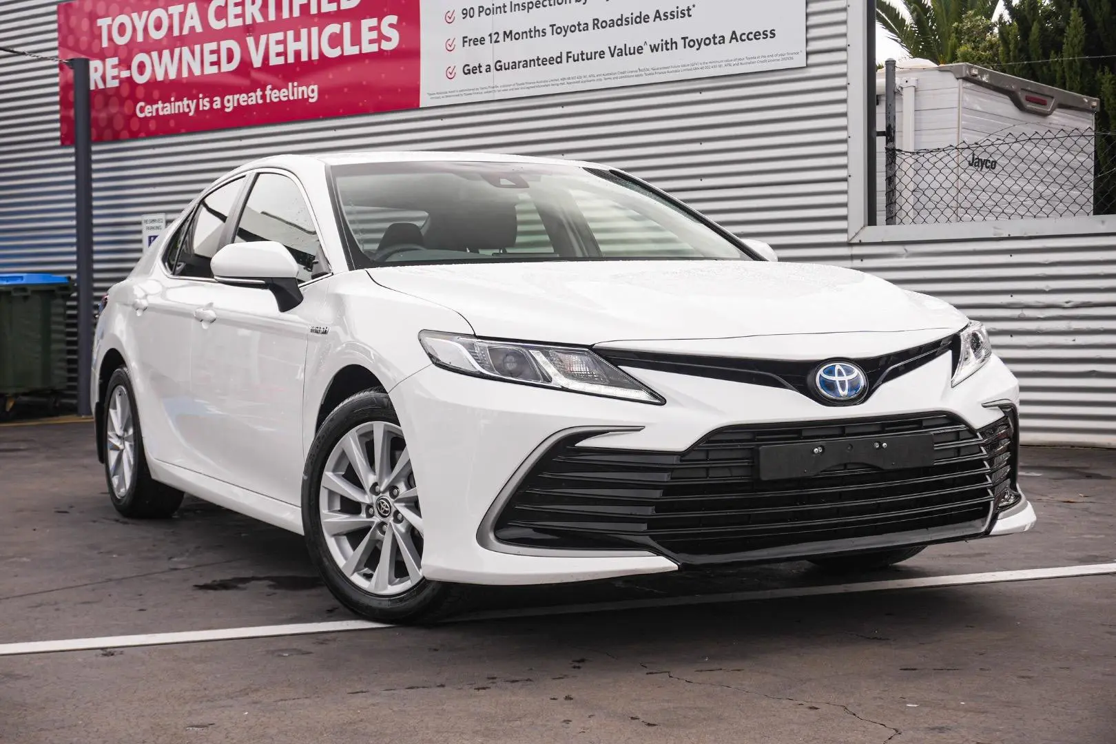 2023 Toyota Camry Gallery Image 2