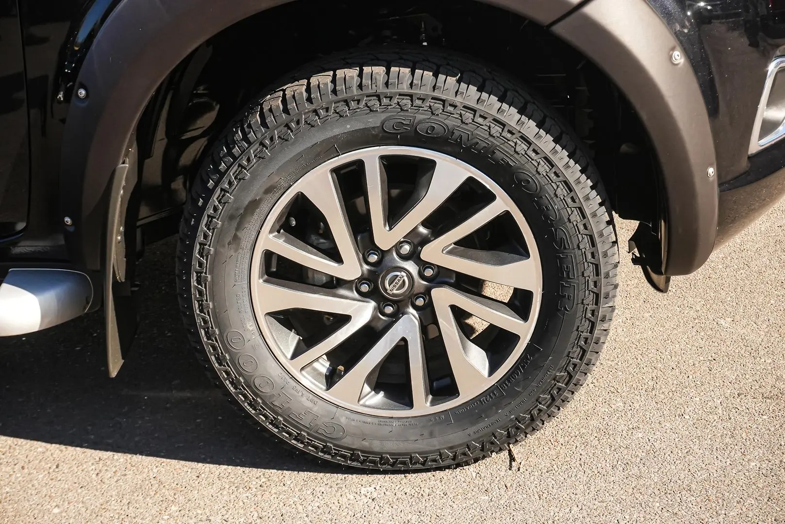 2019 Nissan Navara Gallery Image 12