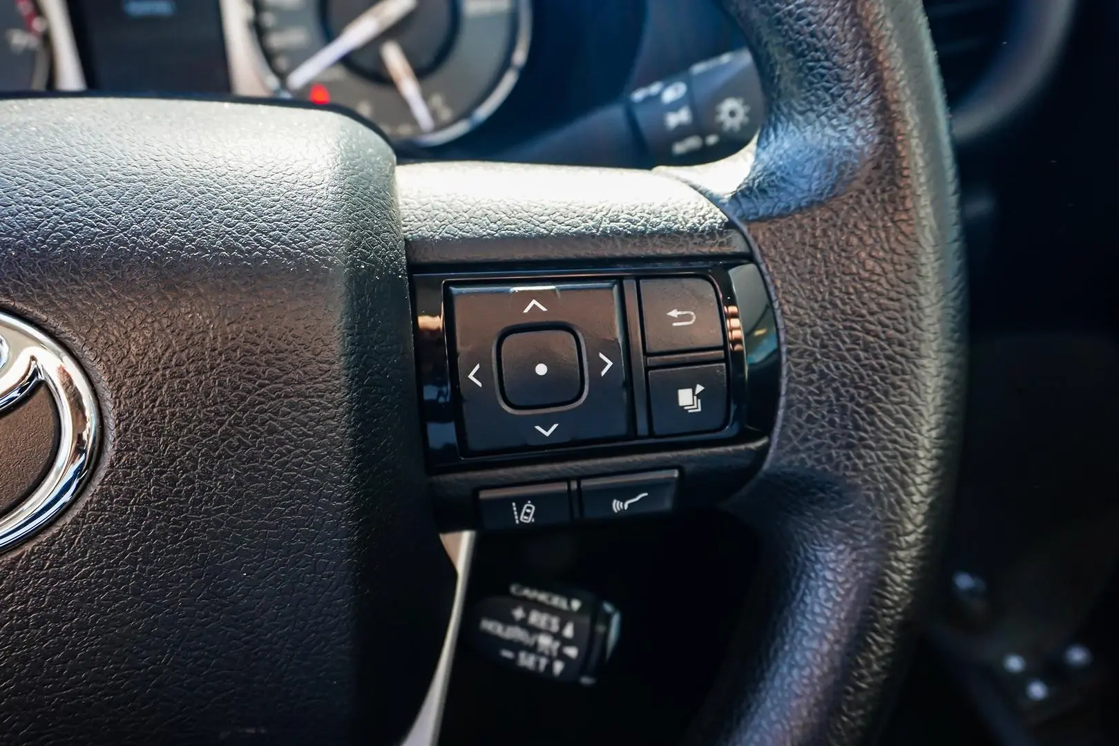 2021 Toyota Hilux Gallery Image 17