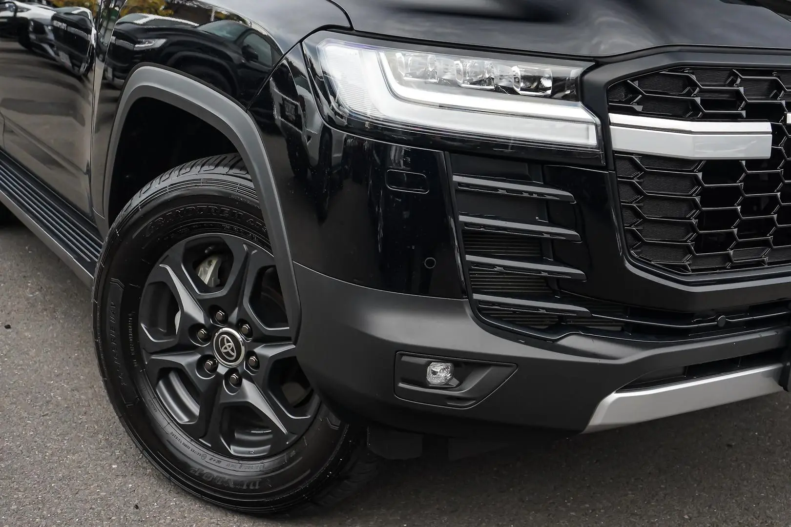 2024 Toyota Landcruiser Gallery Image 11