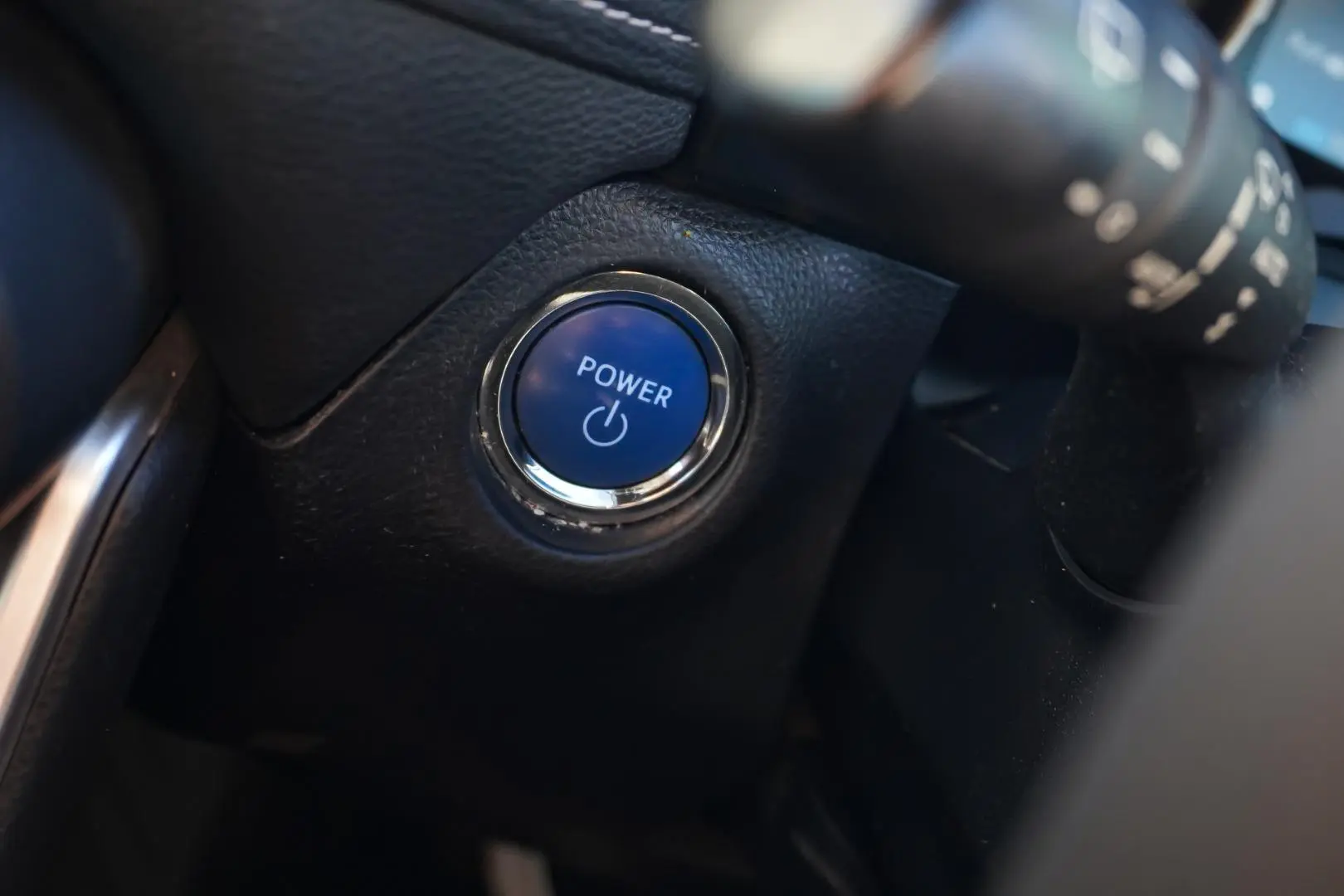 2020 Toyota RAV4 Gallery Image 24
