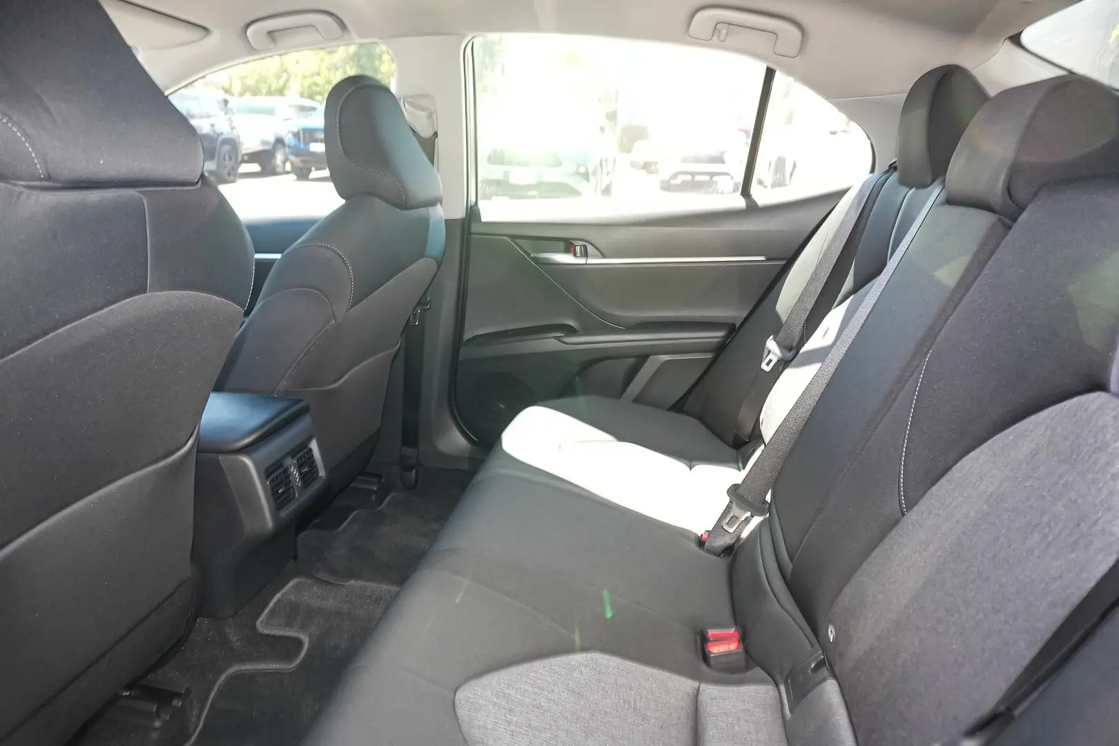 2021 Toyota Camry Gallery Image 12