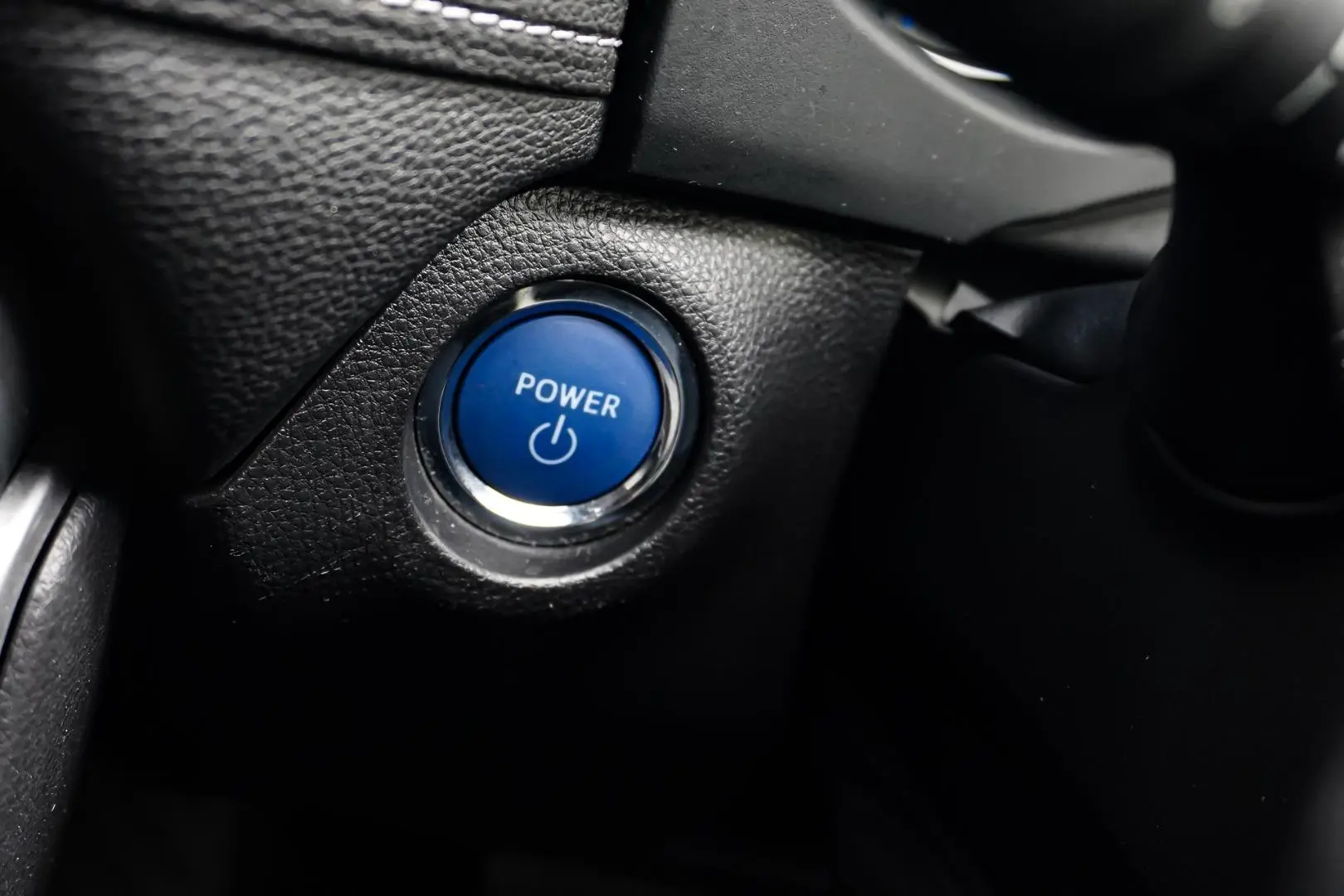 2022 Toyota RAV4 Gallery Image 24