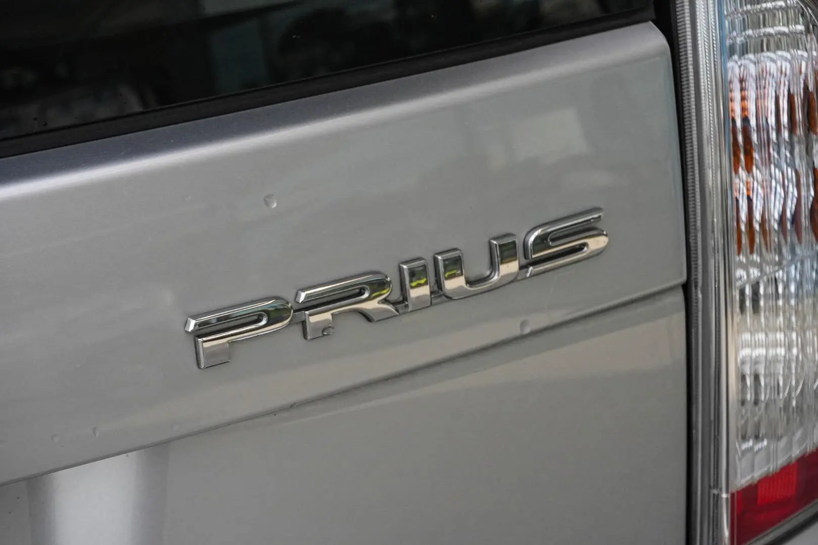 2014 Toyota Prius Gallery Image 15