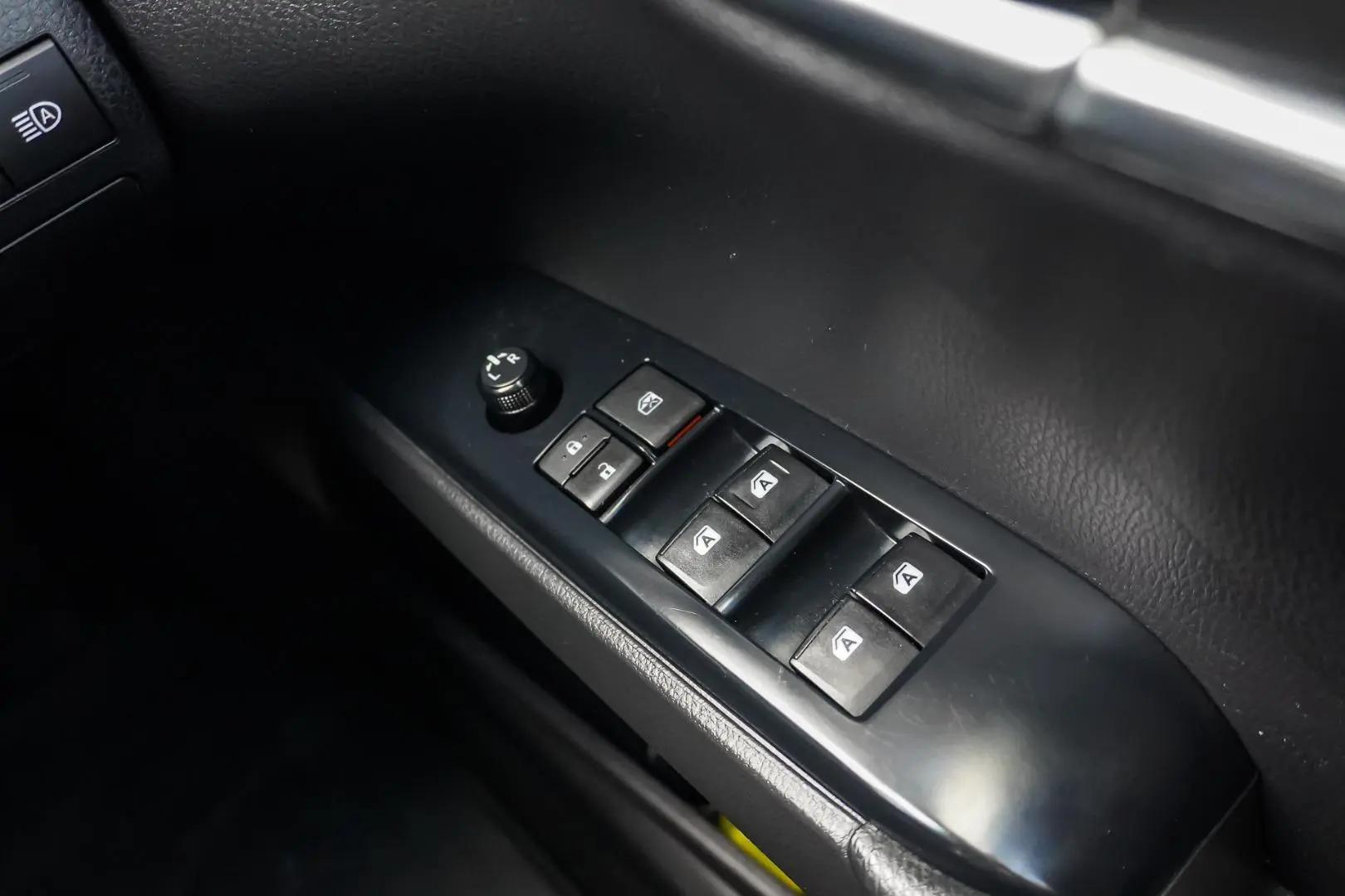 2019 Toyota Camry Gallery Image 20