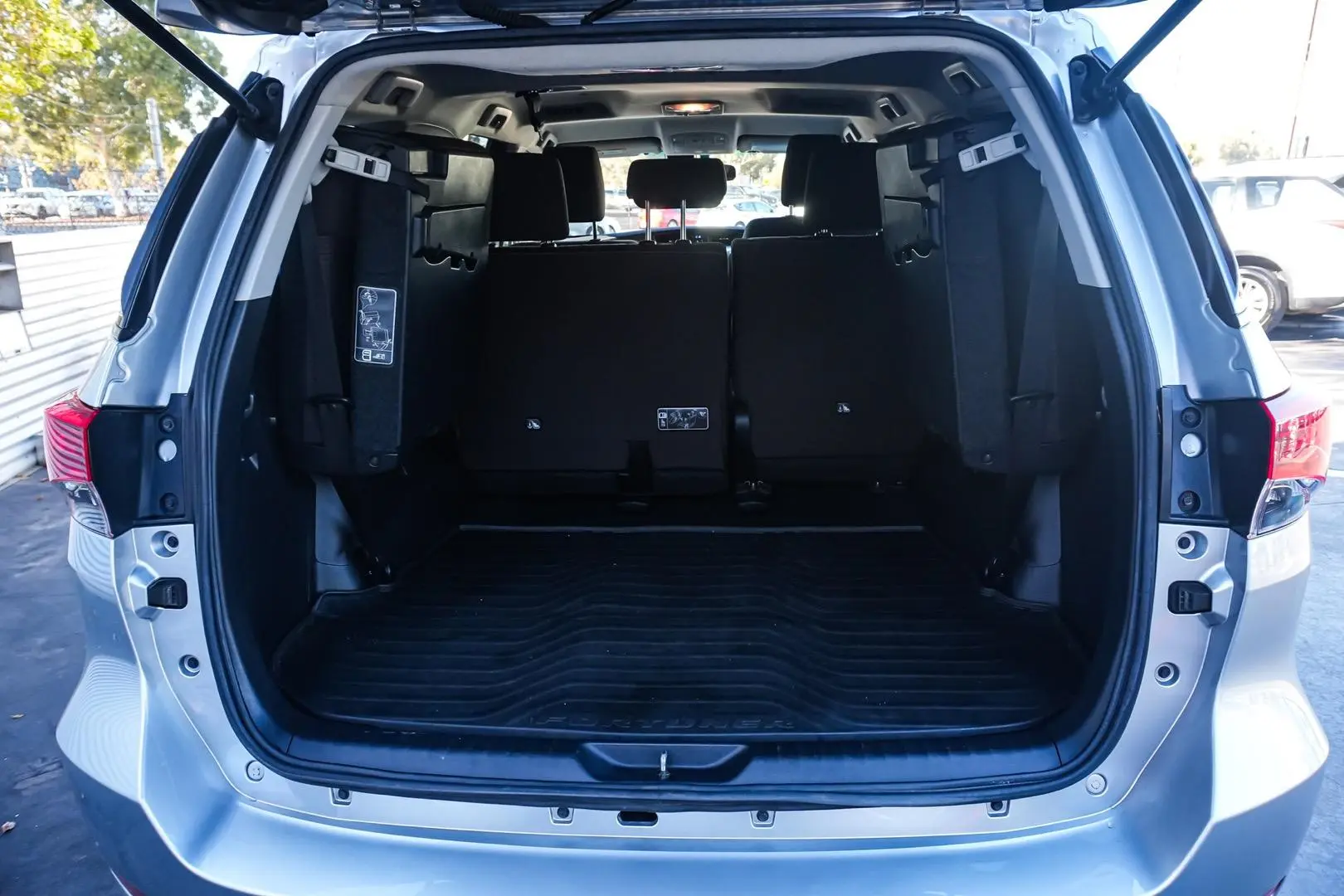 2020 Toyota Fortuner Gallery Image 11