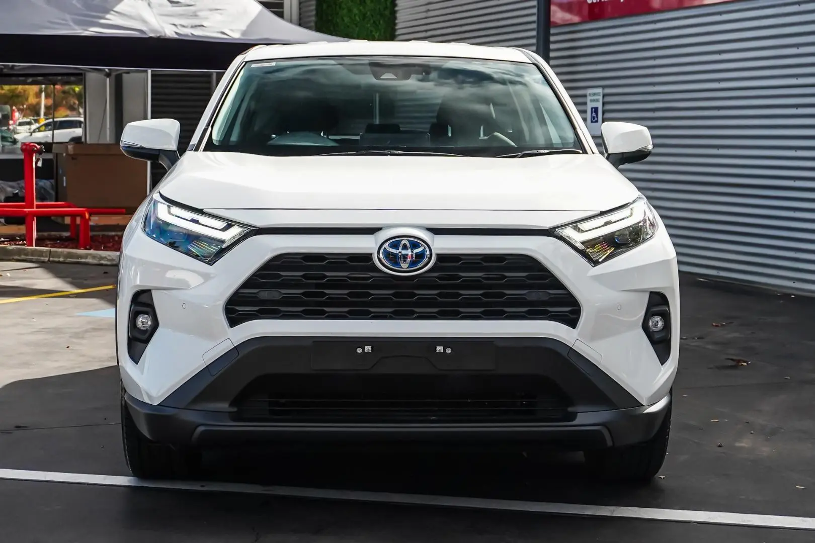 2021 Toyota RAV4 Gallery Image 4