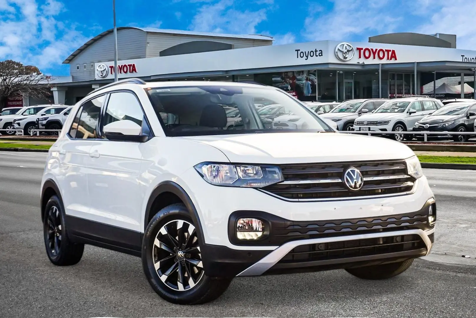 2023 Volkswagen T-Cross Gallery Image 1