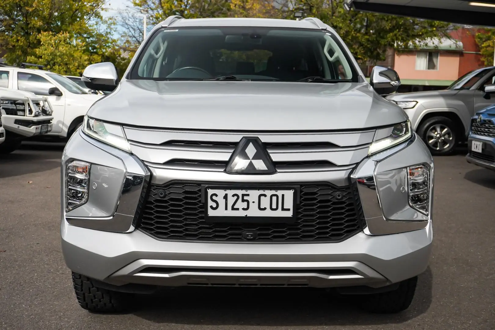 2022 Mitsubishi Pajero Sport Gallery Image 4