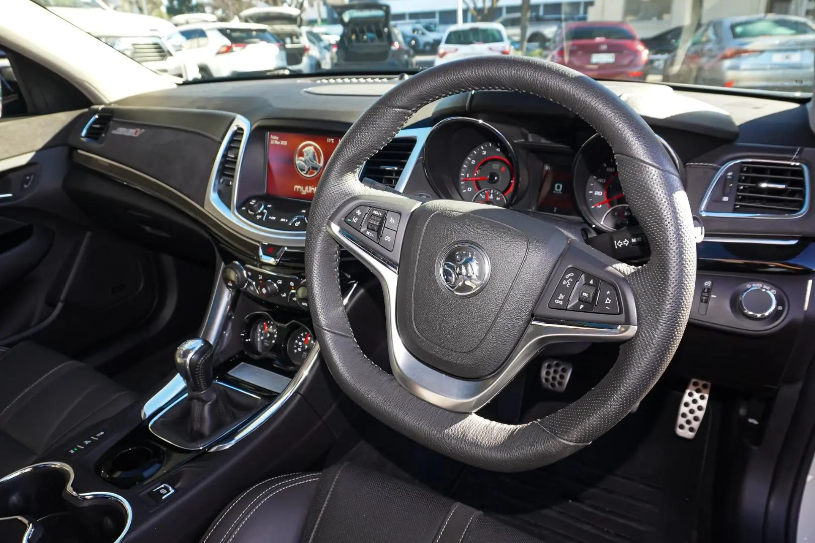 2017 Holden Commodore Gallery Image 6