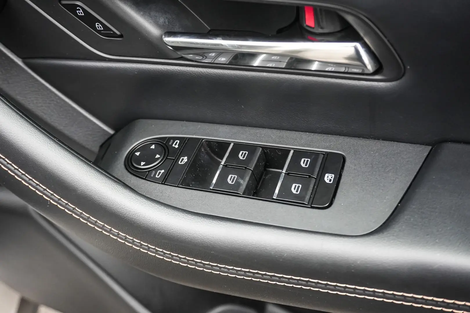 2023 Mazda CX-60 Gallery Image 19