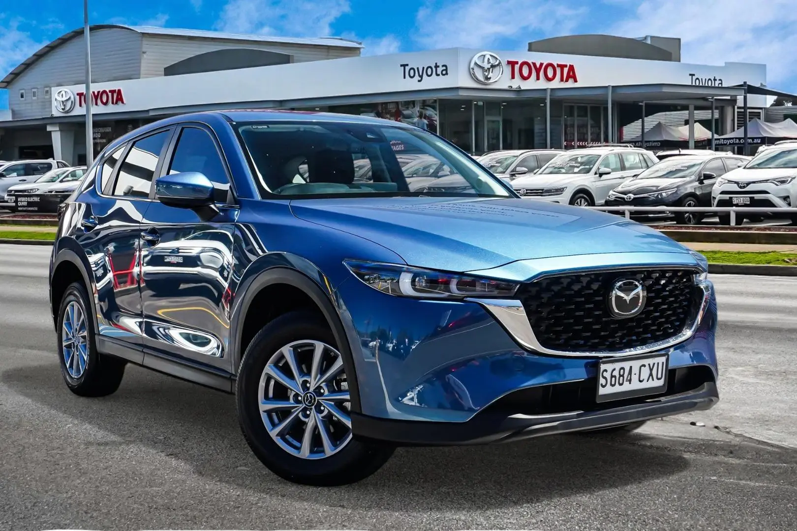 2023 Mazda CX-5 Gallery Image 1