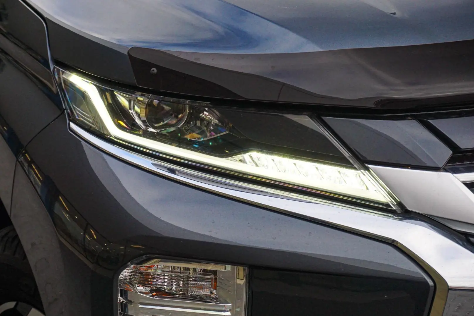 2024 Mitsubishi Pajero Sport Gallery Image 12