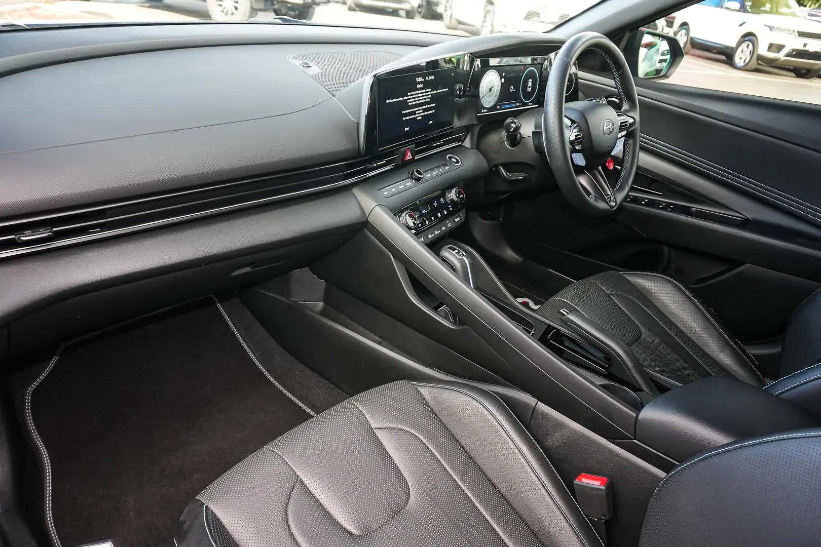 2024 Hyundai i30 Gallery Image 10