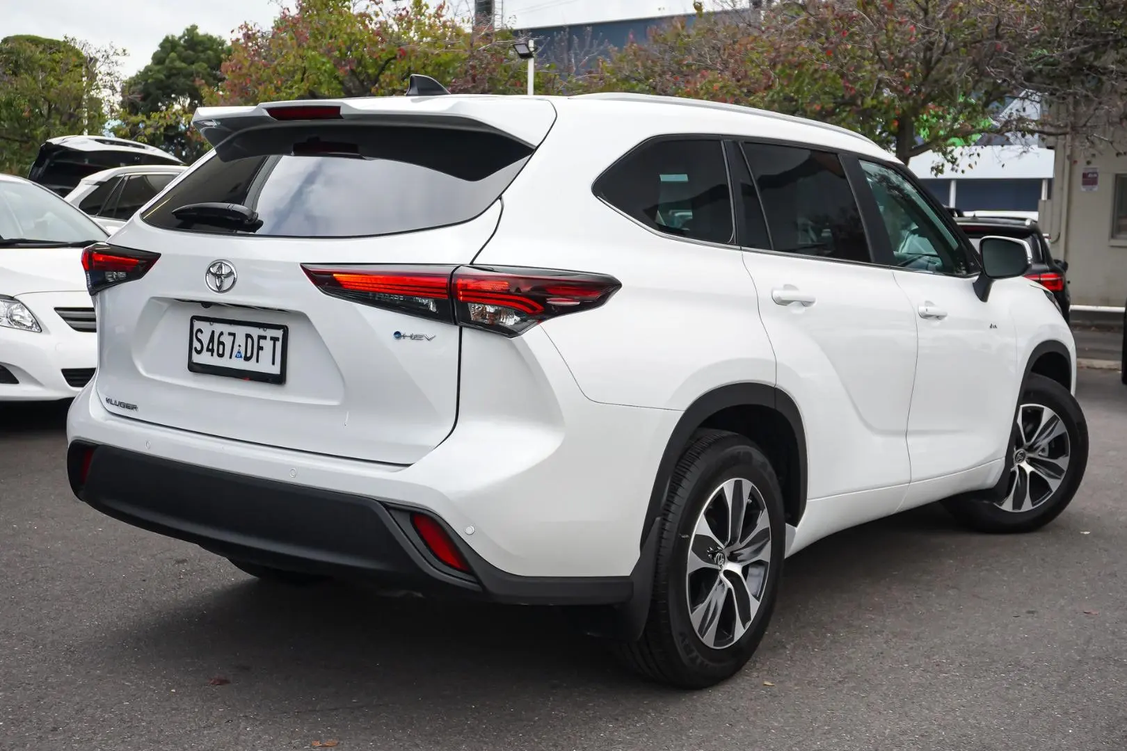 2025 Toyota Kluger Gallery Image 3