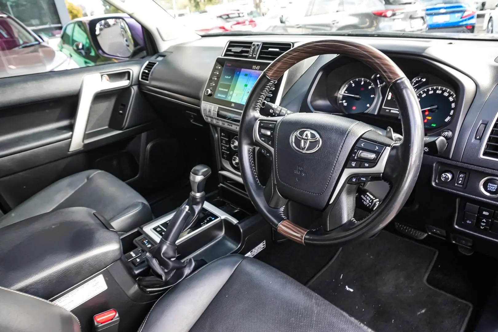 2021 Toyota Landcruiser Prado Gallery Image 7
